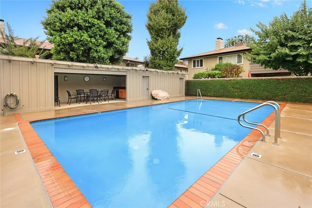 924 S Orange Grove D, Pasadena, California 91105 home-pic-22