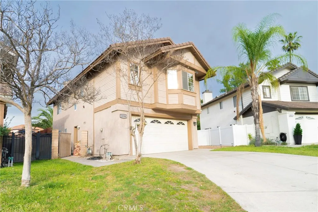13584 Sutter Court, Fontana, California 92336 home-pic-3