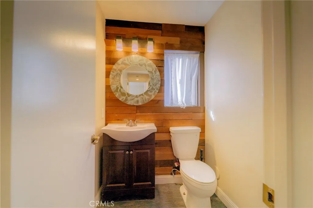 13584 Sutter Court, Fontana, California 92336 home-pic-25