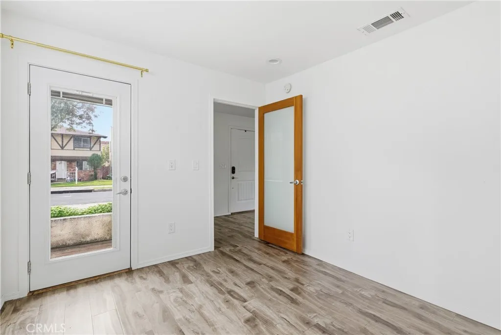1215 Stanley, Glendale, California 91206 home-pic-13