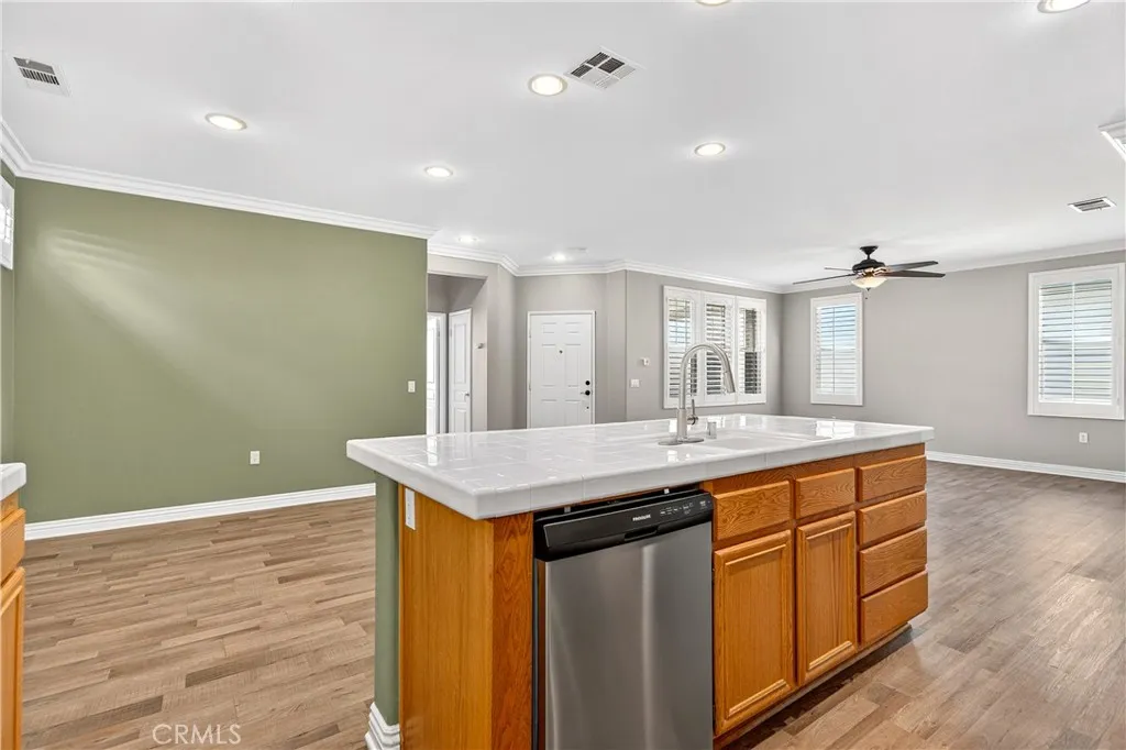 215 Firestone, Hemet, California 92545 home-pic-22