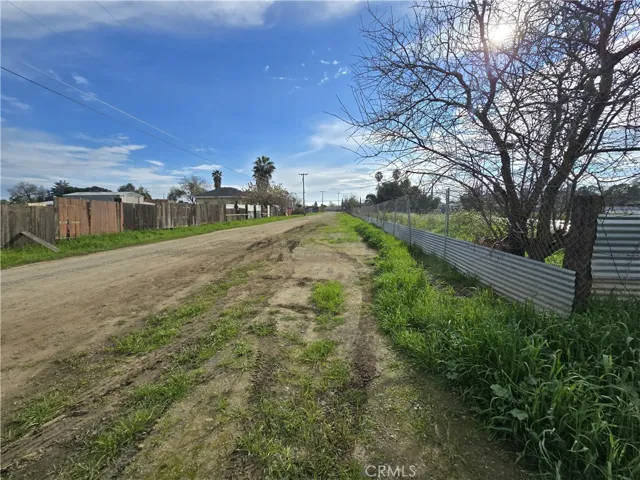 2299 E Childs, Merced, California 95341