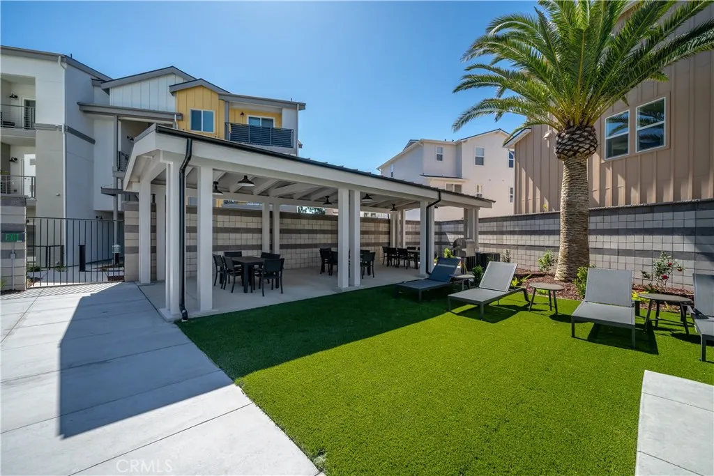 905 Madonna 69, San Luis Obispo, California 93405 home-pic-24