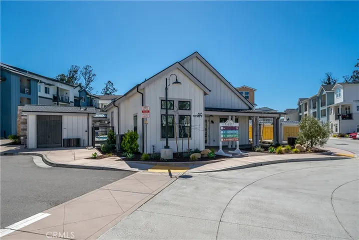 905 Madonna 69, San Luis Obispo, California 93405