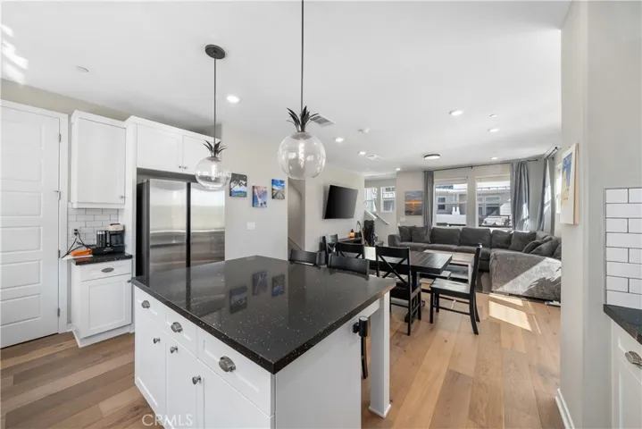 905 Madonna 69, San Luis Obispo, California 93405