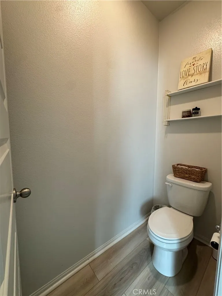 19553 Hanging Rock Road, Lake Elsinore, California 92532 home-pic-11