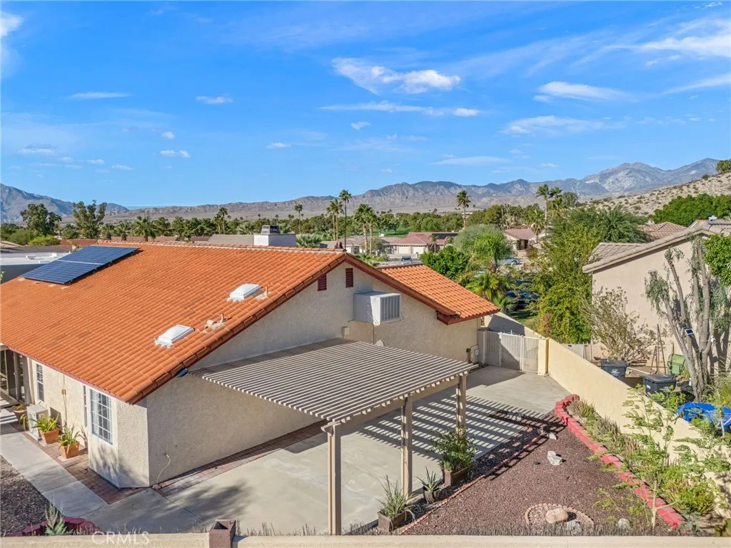 64991 Barnes Court, Desert Hot Springs, California 92240 home-pic-40