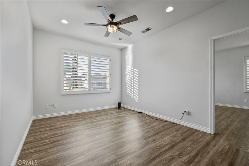 28251 Infinity, Saugus, California 91390 home-pic-33