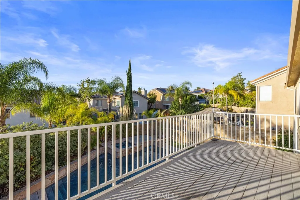 28251 Infinity, Saugus, California 91390 home-pic-28