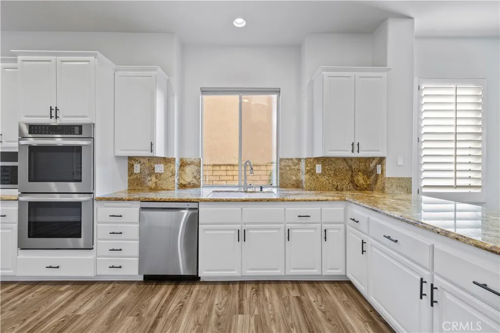 28251 Infinity, Saugus, California 91390 home-pic-11