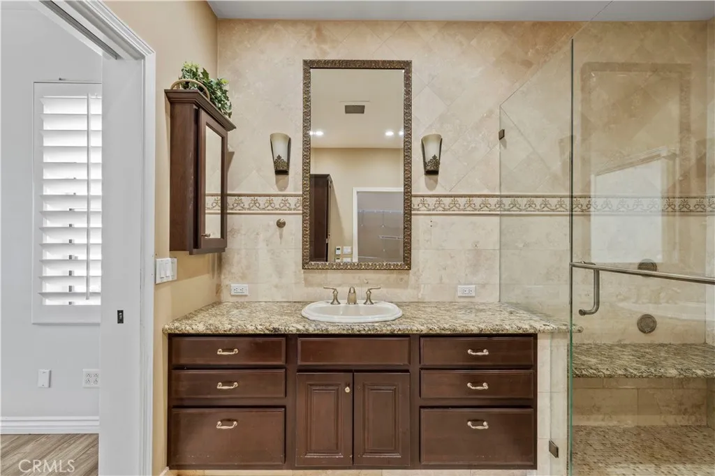 28251 Infinity, Saugus, California 91390 home-pic-39