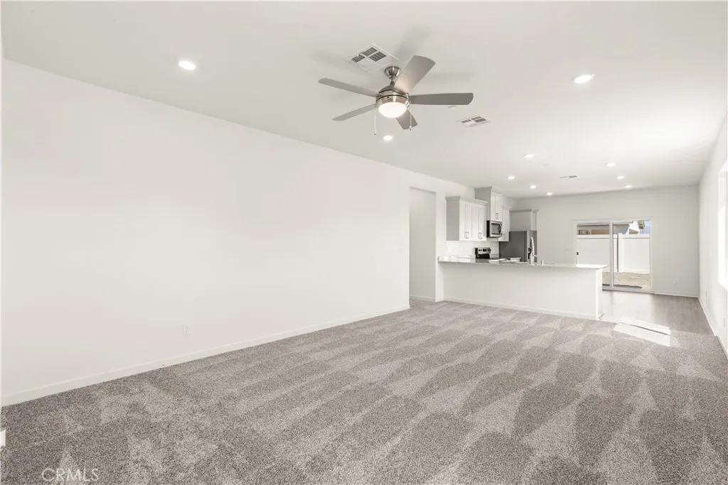 42494 Aruba Court, Indio, California 92201 home-pic-4