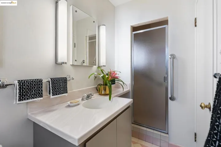 256 Cambridge Ave, Kensington, California 94708