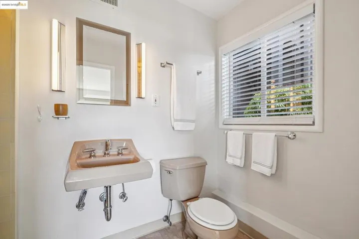 256 Cambridge Ave, Kensington, California 94708