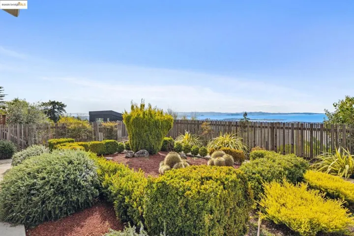 256 Cambridge Ave, Kensington, California 94708