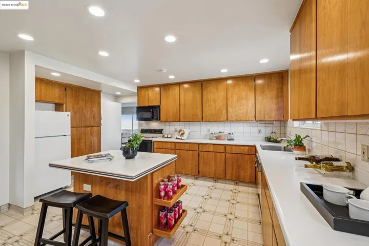 256 Cambridge Ave, Kensington, California 94708