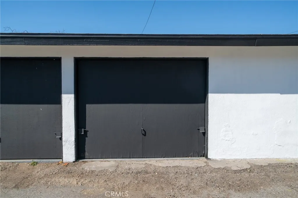 2725 S Baker St., Santa Ana, California 92707 home-pic-17