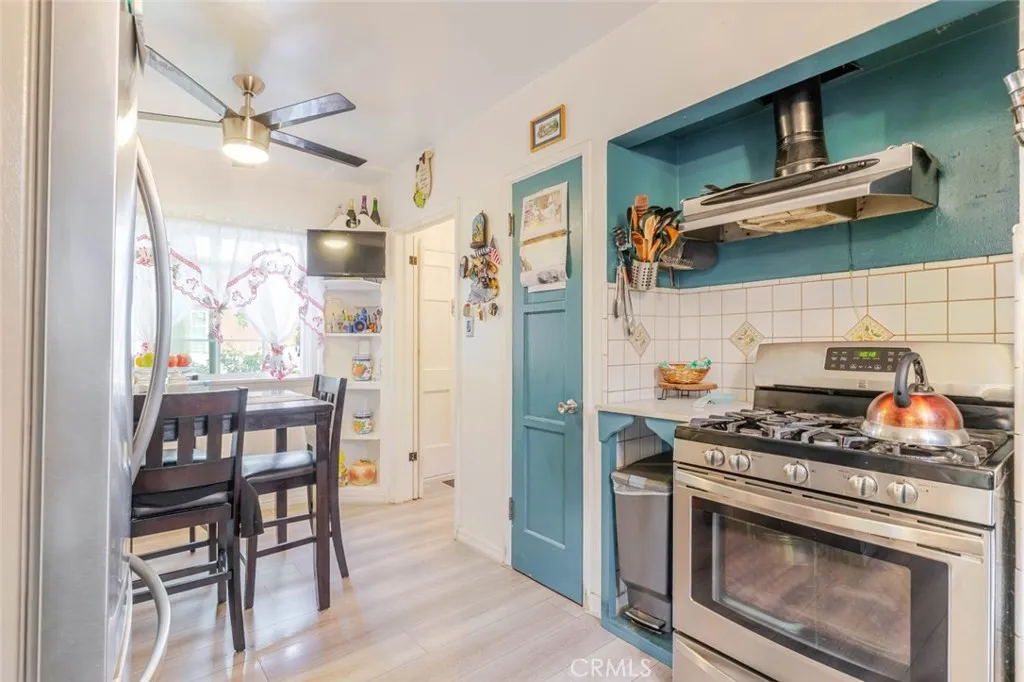 856 W 73rd Street, Los Angeles, California 90044 home-pic-23