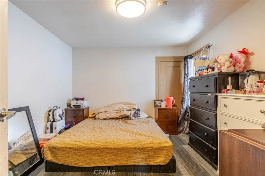 856 W 73rd Street, Los Angeles, California 90044 home-pic-3