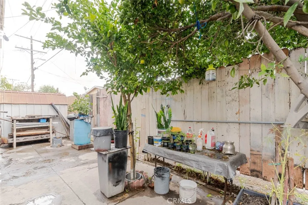856 W 73rd Street, Los Angeles, California 90044 home-pic-45