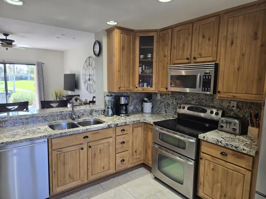 67619 N Portales Drive, Cathedral City, California 92234 home-pic-0