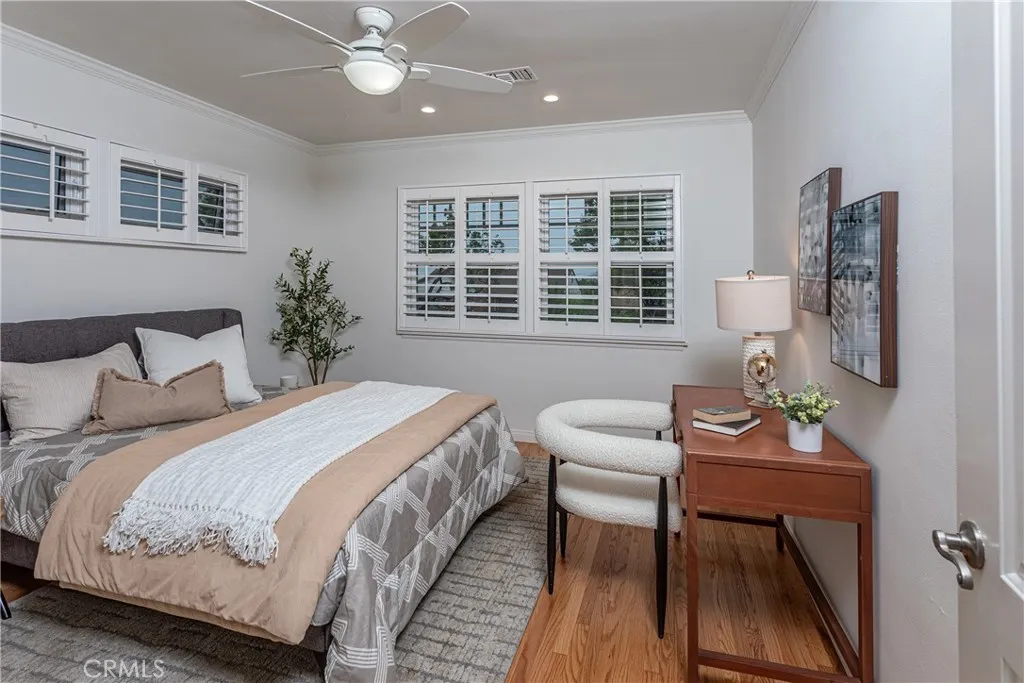 842 Cornell, Burbank, California 91504 home-pic-35