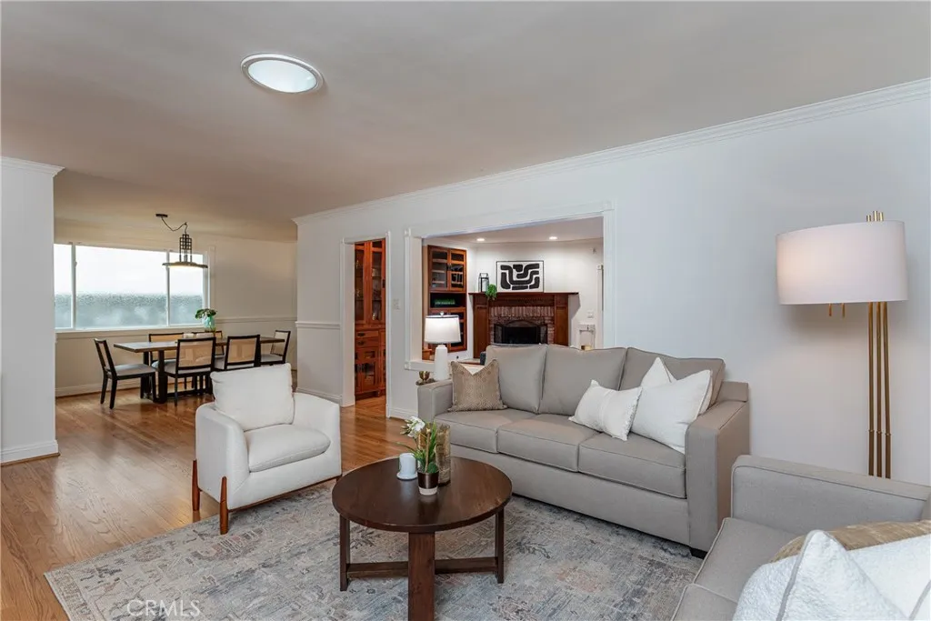 842 Cornell, Burbank, California 91504 home-pic-2