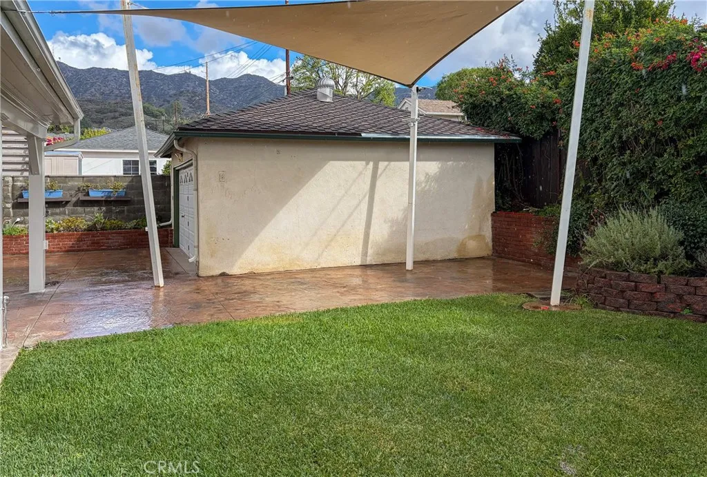 842 Cornell, Burbank, California 91504 home-pic-49