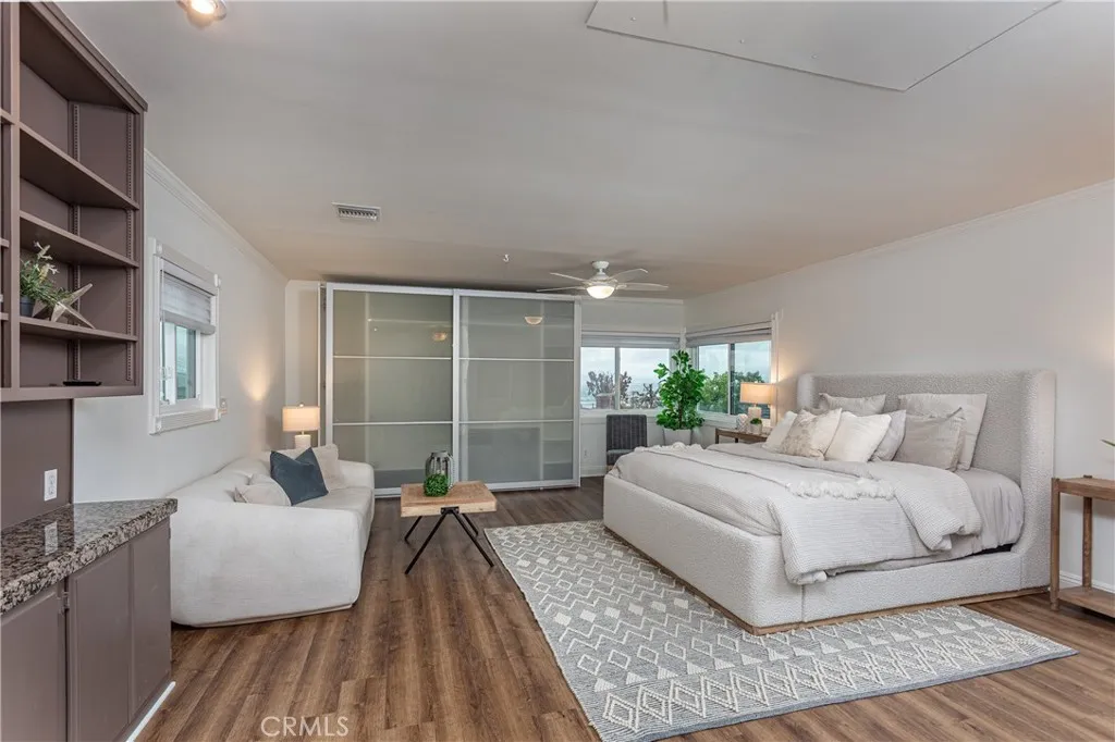 842 Cornell, Burbank, California 91504 home-pic-25