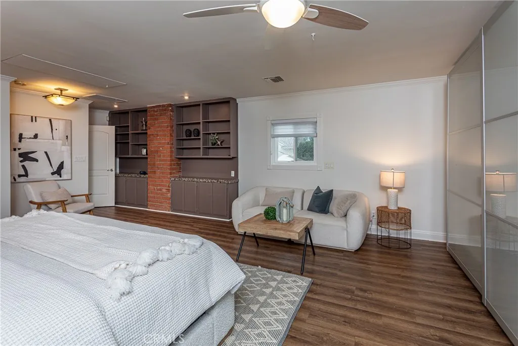 842 Cornell, Burbank, California 91504 home-pic-26