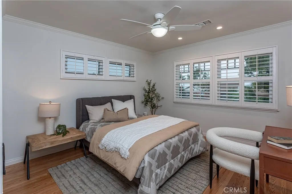 842 Cornell, Burbank, California 91504 home-pic-33
