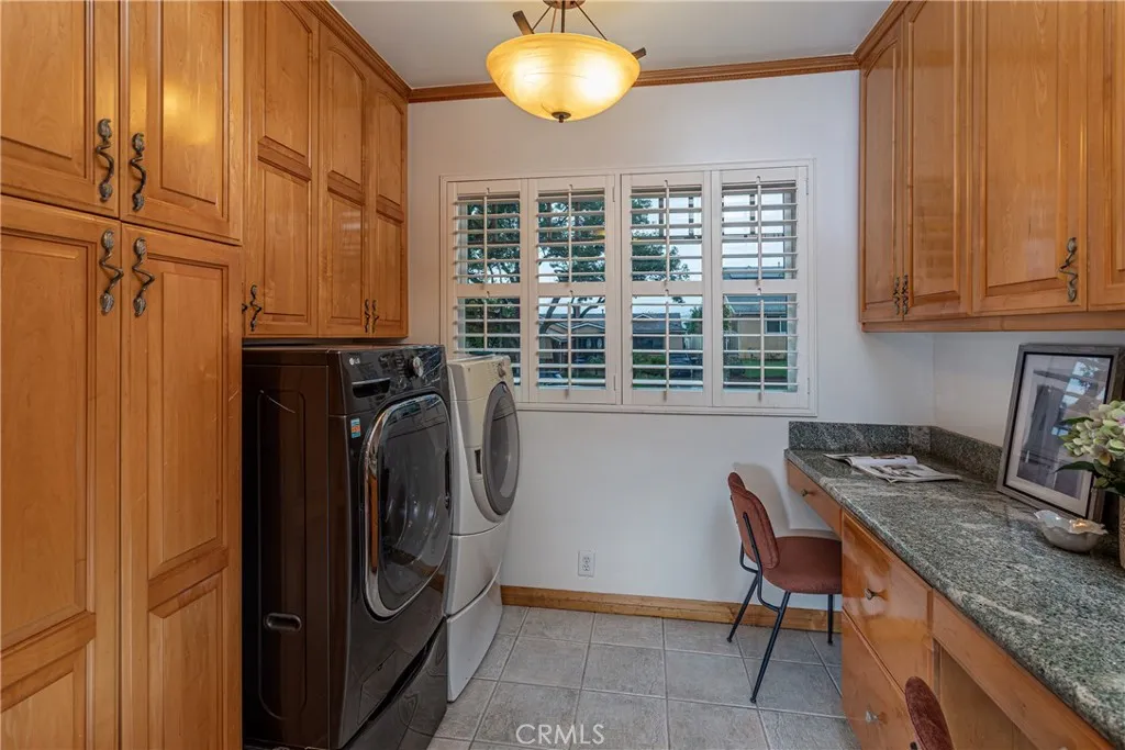 842 Cornell, Burbank, California 91504 home-pic-14
