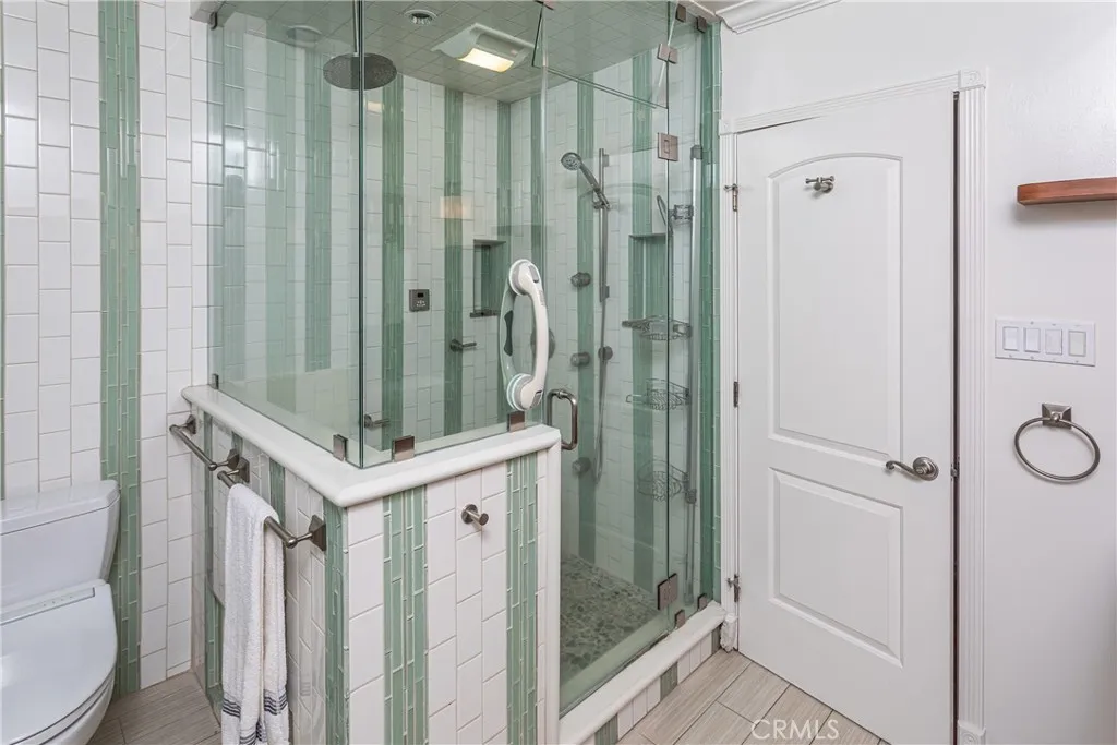 842 Cornell, Burbank, California 91504 home-pic-32