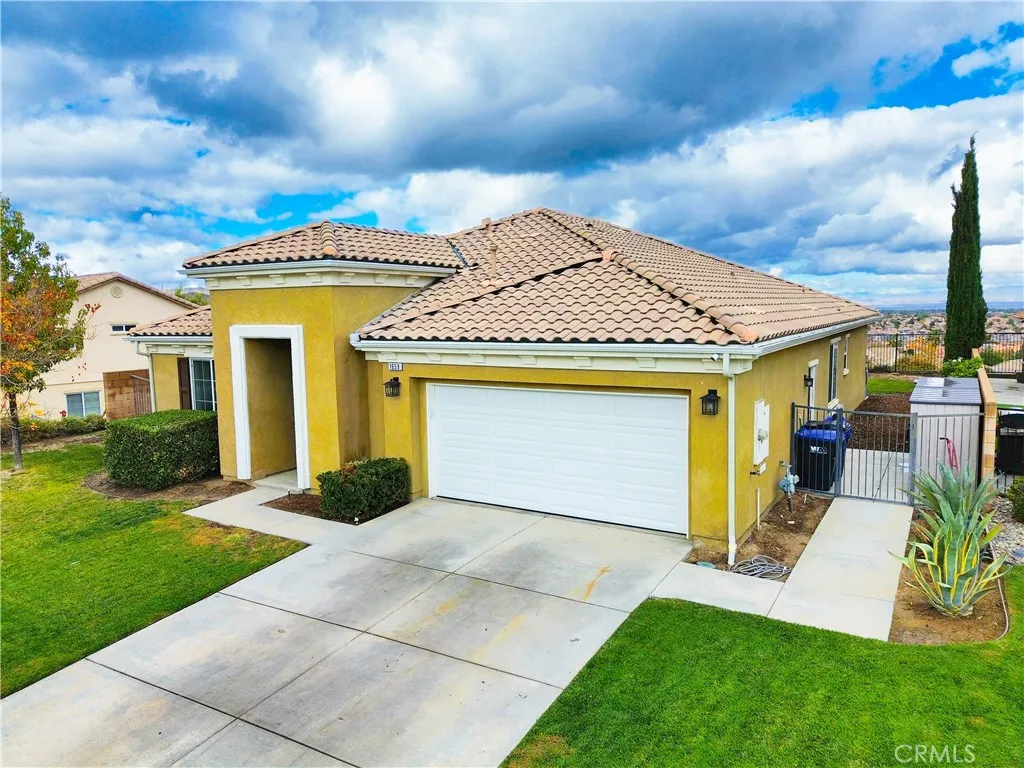 1659 Date Palm, Palmdale, California 93551 home-pic-0