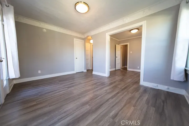 907 Glendale, Los Angeles, California 90026