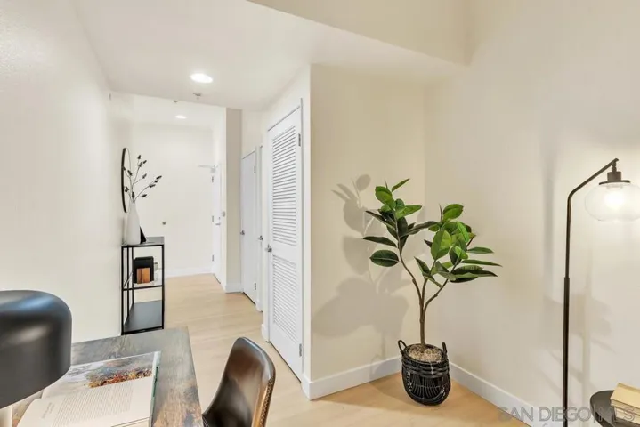 445 Island 714, San Diego, California 92101