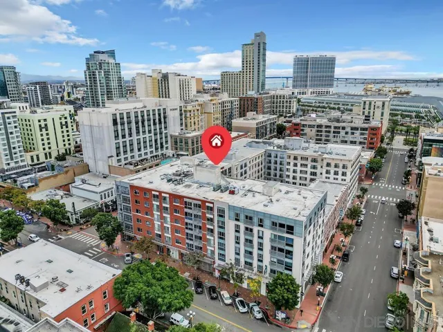 445 Island 714, San Diego, California 92101