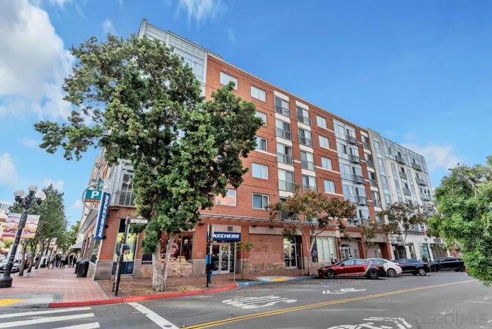 445 Island 714, San Diego, California 92101