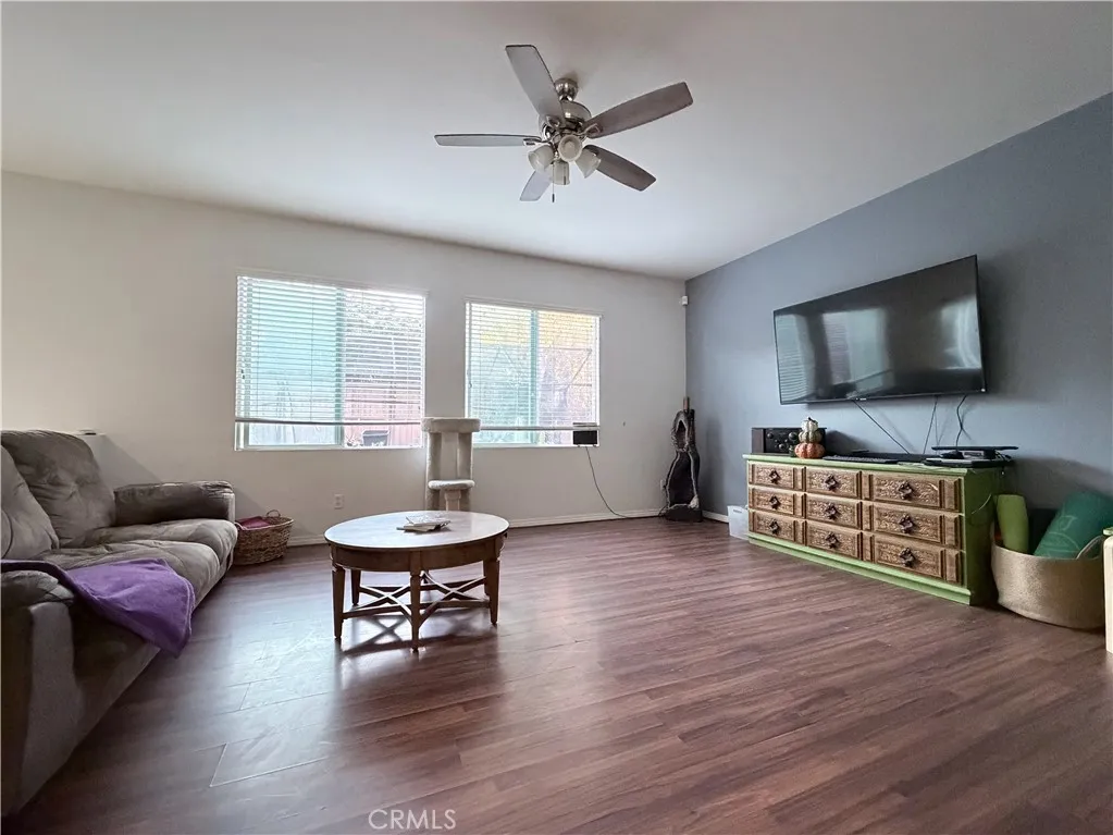 33173 Aquamarine Circle, Menifee, California 92584 home-pic-13