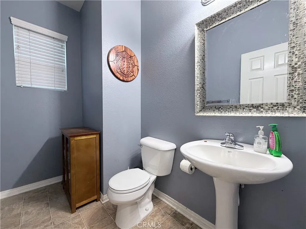 33173 Aquamarine Circle, Menifee, California 92584 home-pic-14