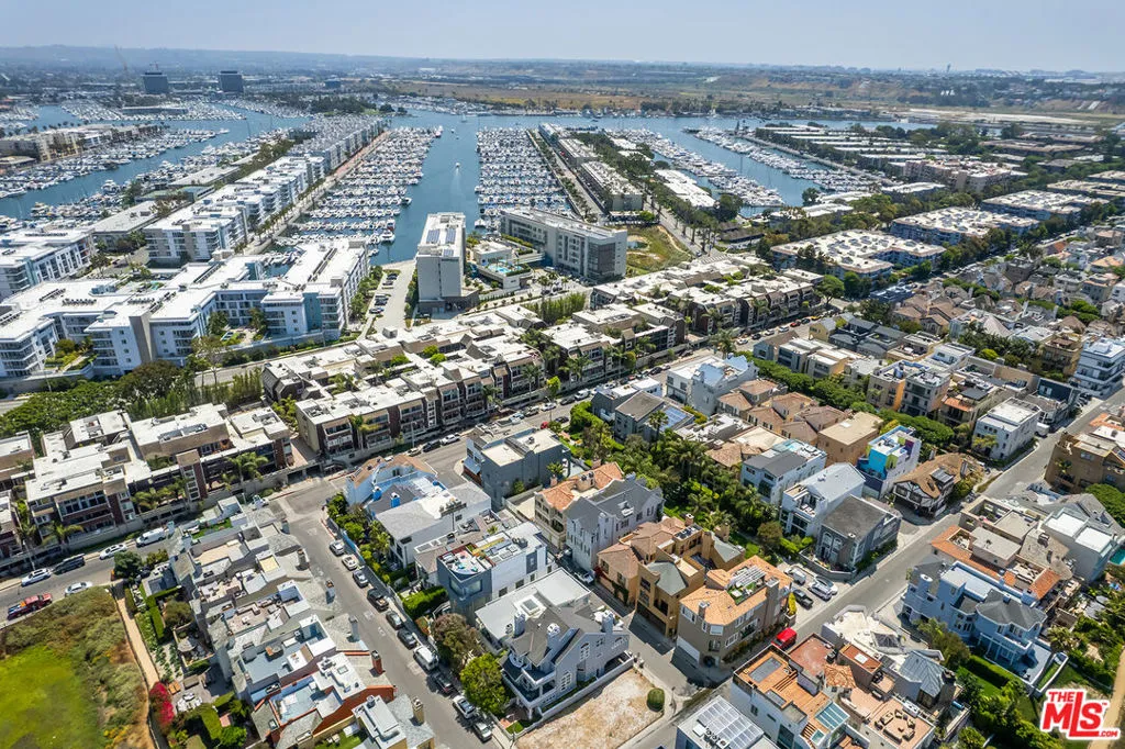 117 Ketch Mall, Marina Del Rey, California 90292 home-pic-42