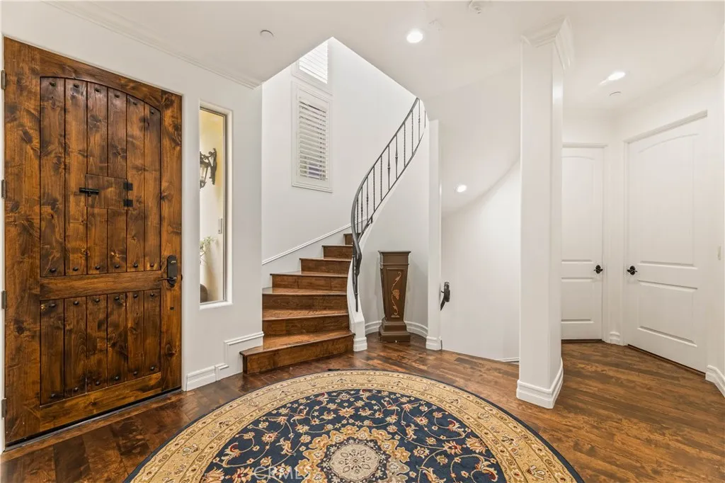 235 S Irena, Redondo Beach, California 90277 home-pic-4