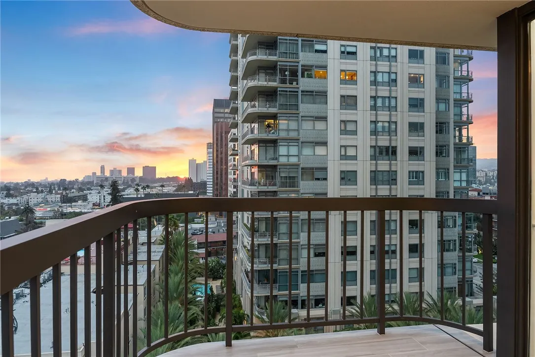 10790 Wilshire Boulevard 806, Los Angeles, California 90024 home-pic-49