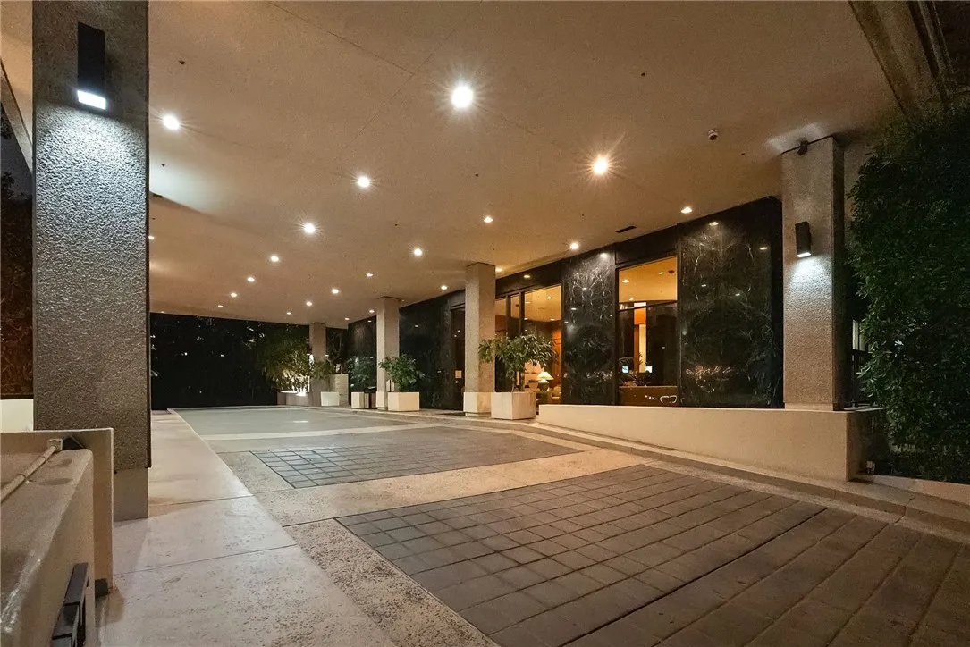 10790 Wilshire Boulevard 806, Los Angeles, California 90024 home-pic-63