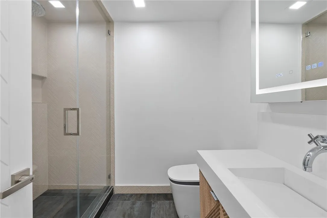10790 Wilshire Boulevard 806, Los Angeles, California 90024 home-pic-26