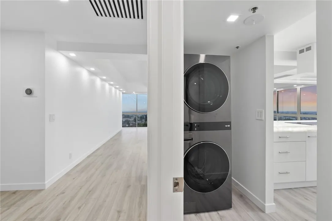 10790 Wilshire Boulevard 806, Los Angeles, California 90024 home-pic-27