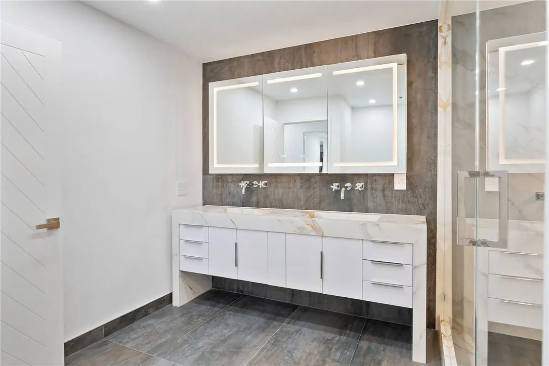 10790 Wilshire Boulevard 806, Los Angeles, California 90024 home-pic-34