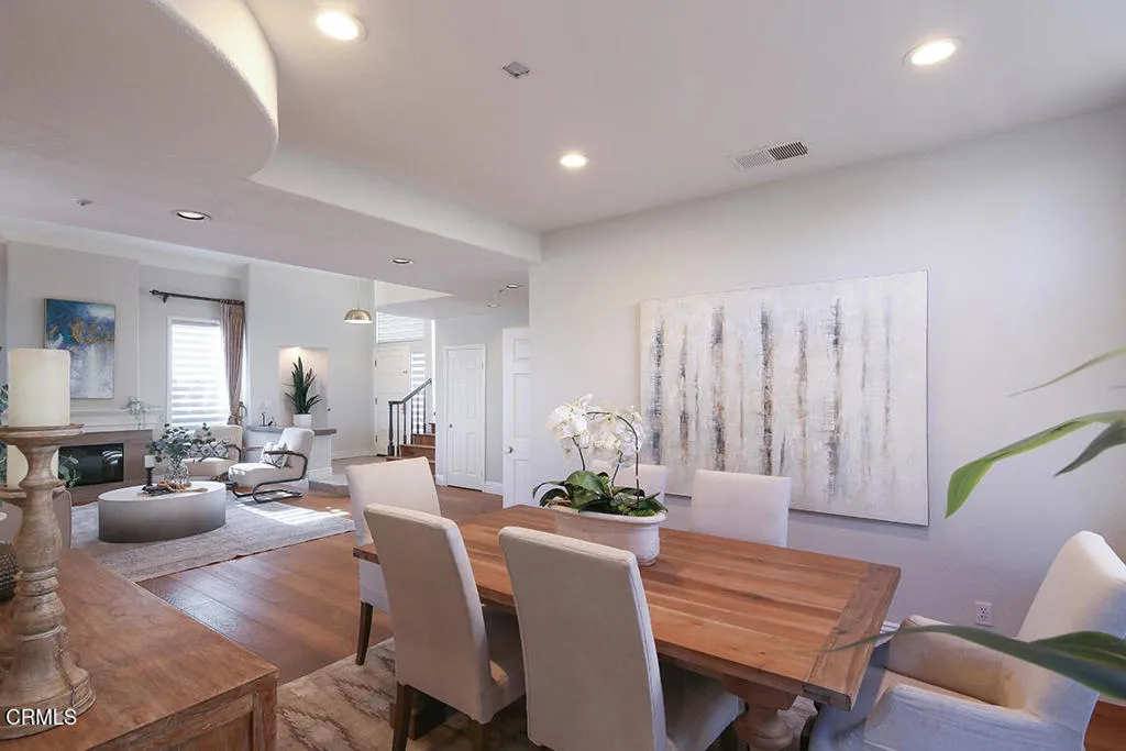 925 Calle Del Pacifico, Glendale, California 91208 home-pic-8