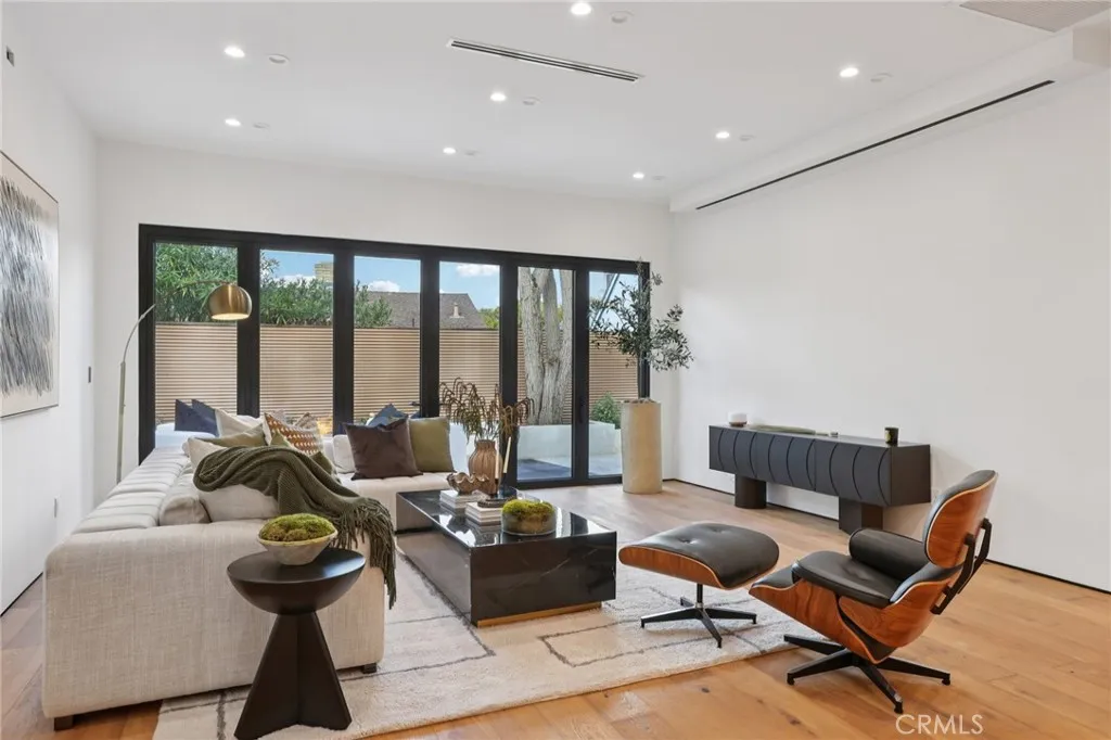 5407 Via Del Valle, Torrance, California 90505 home-pic-9