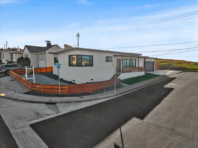 60 Wavecrest Drive, Daly City, California 94015